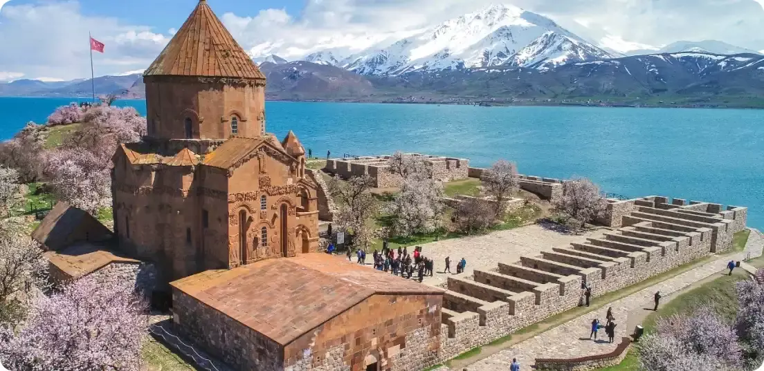 تور 4 شب 5 روز وان