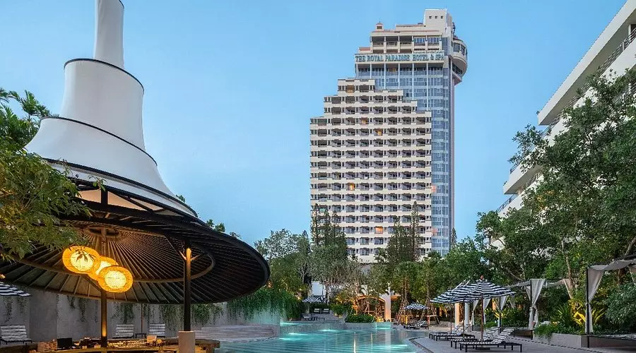 رویال پارادایس