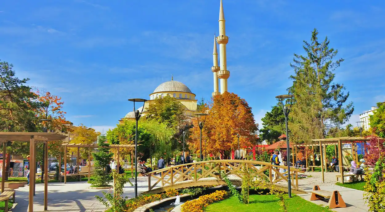 تور زمینی وان 5 شب حرکت از تهران